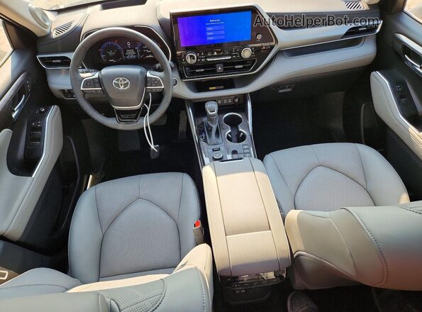 5TDKDRBH5TS597622 2026 TOYOTA HIGHLANDER Black Dashboard view
