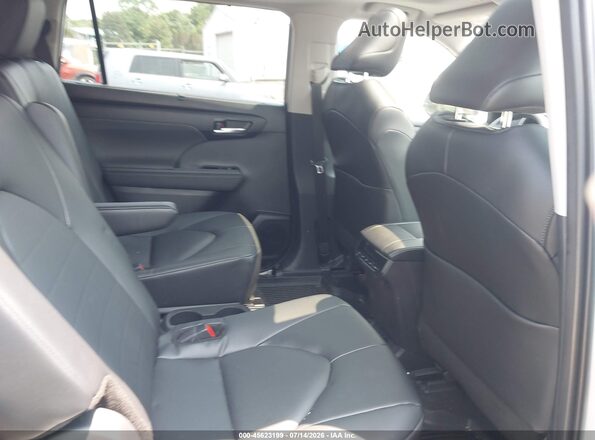 5TDKDRBH5TS600583 2026 TOYOTA HIGHLANDER White Vista de la etiqueta del VIN