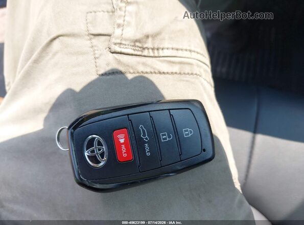 5TDKDRBH5TS600583 2026 TOYOTA HIGHLANDER White Vista del salpicadero