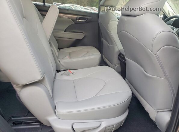 5TDKDRBH6SS585753 2025 TOYOTA HIGHLANDER Gray Vista interior trasera