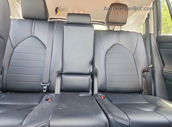 5TDKDRBH8PS512150 2023 TOYOTA HIGHLANDER Black Հետևի նստատեղերի տեսք