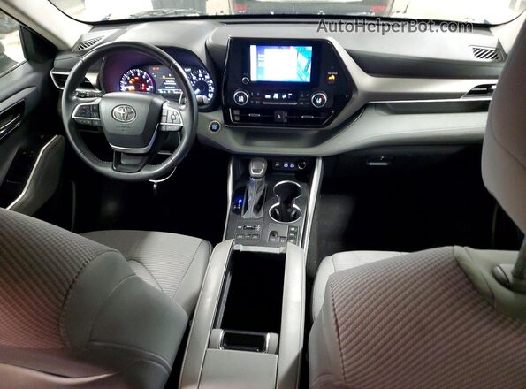5TDKDRBH8RS548519 2024 TOYOTA HIGHLANDER Silver Вид панелі приладів