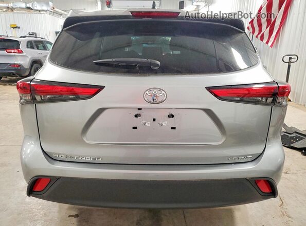 5TDKDRBH8RS548519 2024 TOYOTA HIGHLANDER Silver Вид ззаду