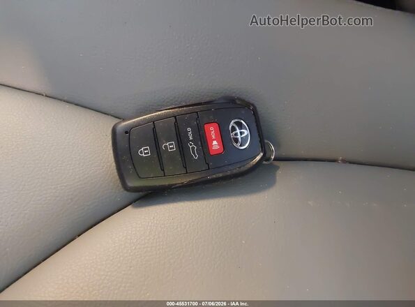 5TDKDRBH8TS602540 2026 TOYOTA HIGHLANDER Синий Вид панели приборов