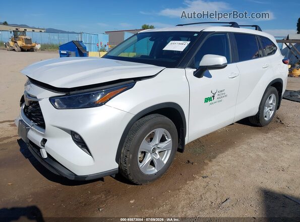 5TDKDRBH9PS520810 2023 TOYOTA HIGHLANDER White წინა მარცხენა ხედი სამი მეოთხედიდან