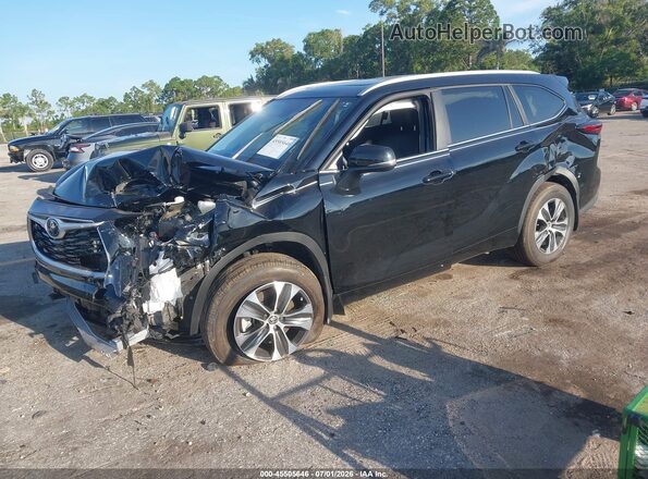 5TDKDRBH9TS606063 2026 TOYOTA HIGHLANDER Black წინა მარცხენა ხედი სამი მეოთხედიდან