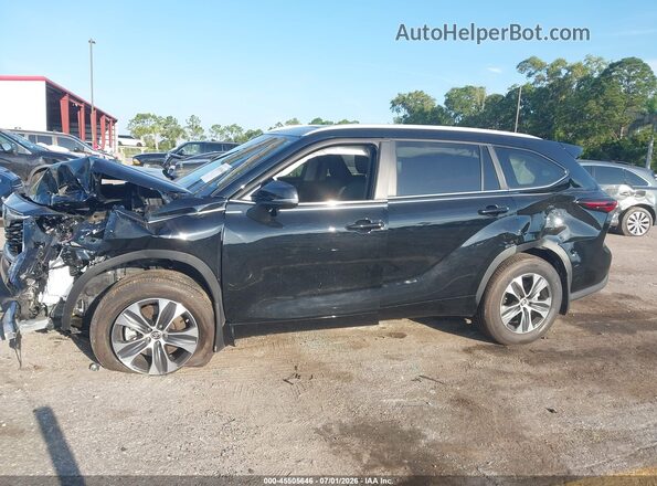 5TDKDRBH9TS606063 2026 TOYOTA HIGHLANDER Black სალონის 360-გრადუსიანი ხედი