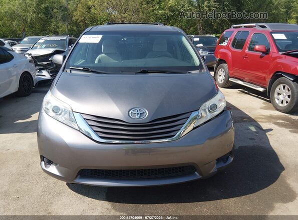 5TDKK3DC1GS732265 2016 TOYOTA SIENNA Gray Instrument cluster view