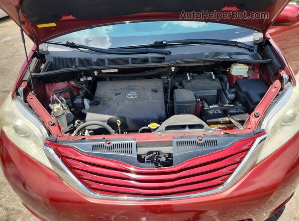 5TDKK3DC1GS748739 2016 TOYOTA SIENNA Red Vista del compartimento del motor