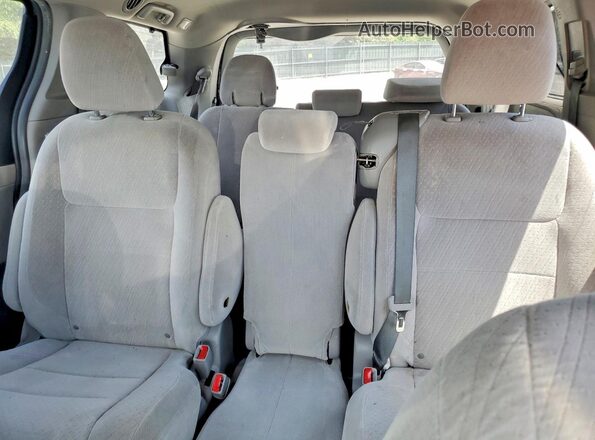 5TDKK3DC3GS701373 2016 TOYOTA SIENNA Blue Вид задніх сидінь