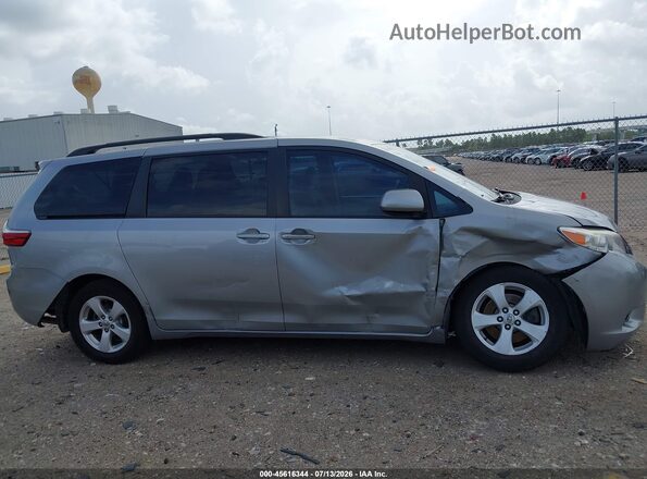 5TDKK3DC7GS708553 2016 TOYOTA SIENNA Gray Вид задньої частини салону
