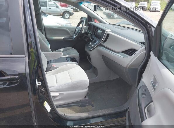 5TDKK3DC7GS724459 2016 TOYOTA SIENNA Black Вид салону спереду