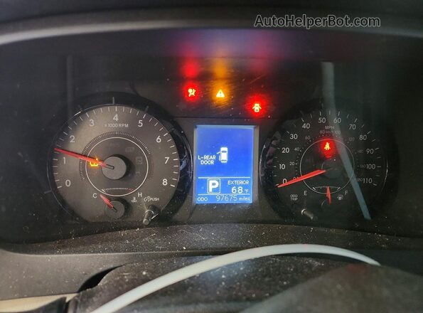 5TDKK3DC7GS727538 2016 TOYOTA SIENNA Gray Vista del cuadro de instrumentos
