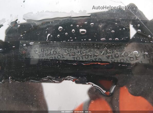 5TDKK3DC9GS756720 2016 TOYOTA SIENNA Черный Вид подкапотного пространства