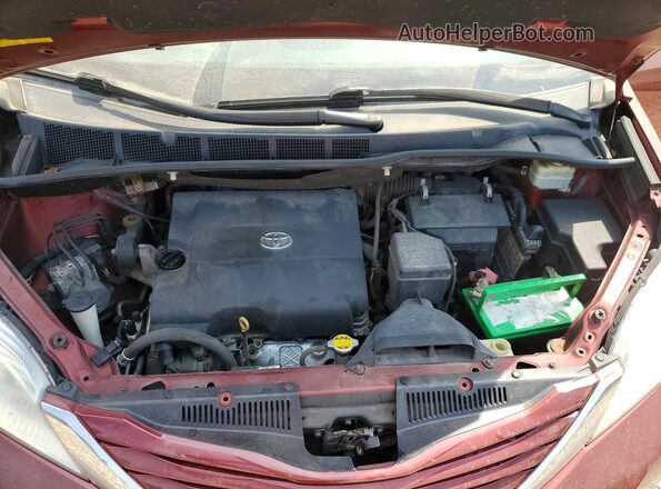 5TDKK3DCXGS727324 2016 TOYOTA SIENNA Burgundy Widok komory silnika