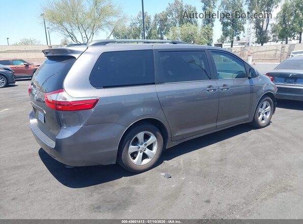 5TDKK3DCXGS732054 2016 TOYOTA SIENNA Gray Rear right