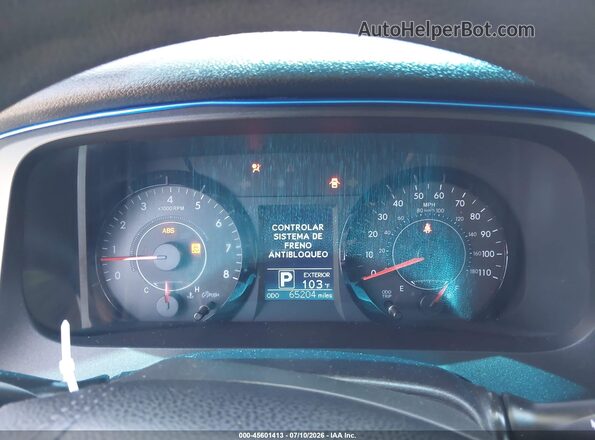 5TDKK3DCXGS732054 2016 TOYOTA SIENNA Gray Rear seats view