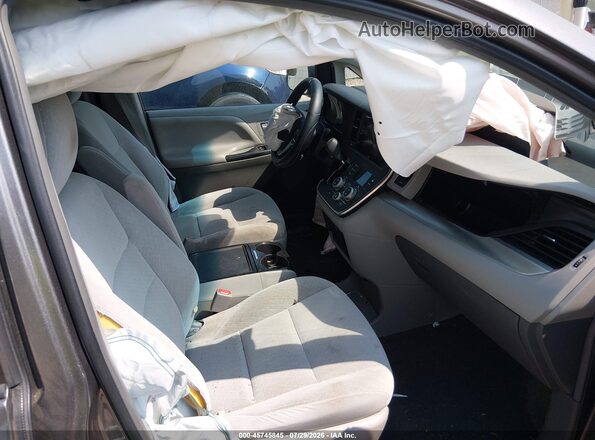 5TDKK3DCXGS756970 2016 TOYOTA SIENNA Gray Widok wnętrza z przodu