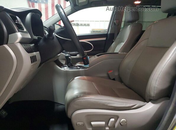 5TDKKRFH0GS147611 2016 TOYOTA HIGHLANDER Gray Սալոնի դիմացի տեսք