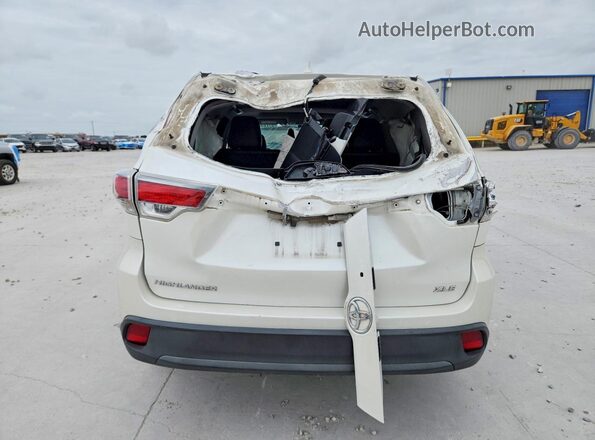 5TDKKRFH0GS163713 2016 TOYOTA HIGHLANDER White Widok z tyłu