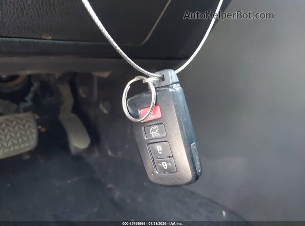 5TDKKRFH1GS147648 2016 TOYOTA HIGHLANDER Black Dashboard view