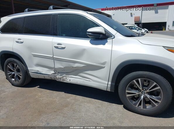 5TDKKRFH1GS165471 2016 TOYOTA HIGHLANDER White წინა ხედი