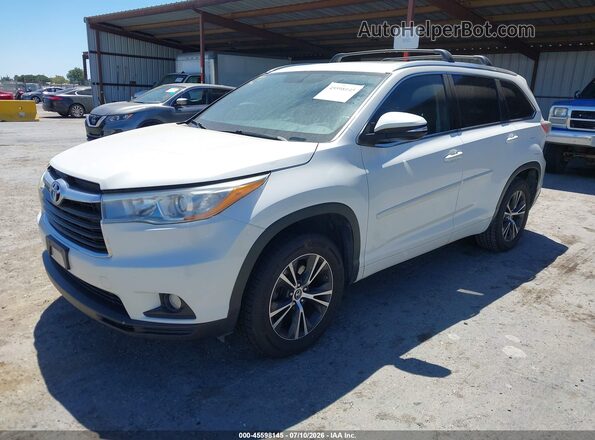5TDKKRFH1GS165471 2016 TOYOTA HIGHLANDER White წინა მარცხენა ხედი სამი მეოთხედიდან