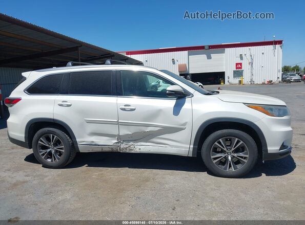 5TDKKRFH1GS165471 2016 TOYOTA HIGHLANDER White უკანა სალონის ხედი
