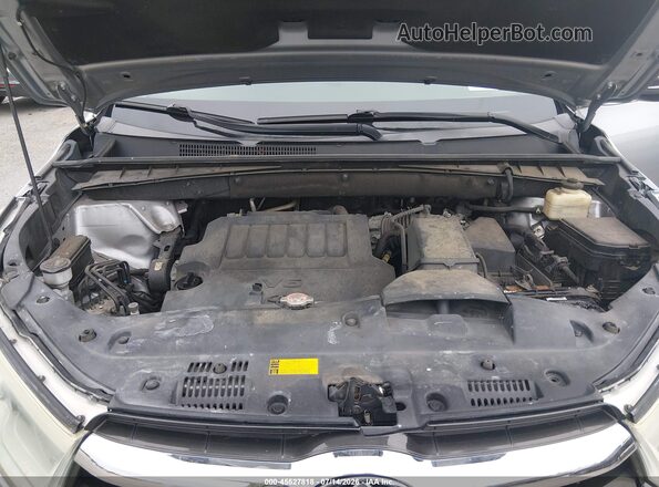 5TDKKRFH3GS503887 2016 TOYOTA HIGHLANDER Silver Vista trasera
