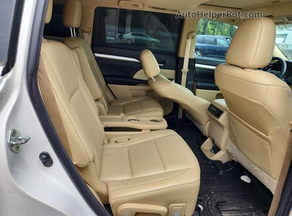 5TDKKRFH4GS152505 2016 TOYOTA HIGHLANDER Белый Вид задней части салона