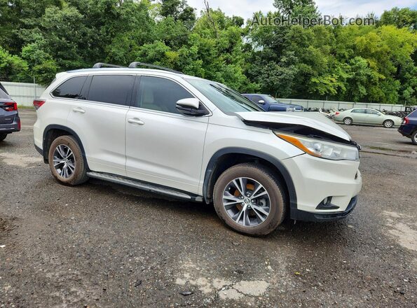 5TDKKRFH4GS152505 2016 TOYOTA HIGHLANDER Белый Передняя правая четверть