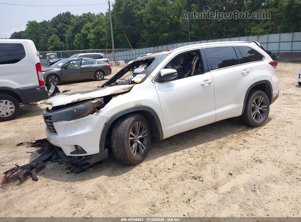 5TDKKRFH5GS166722 2016 TOYOTA HIGHLANDER White Vista tres cuartos delantera izquierda