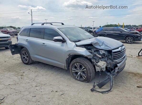 5TDKKRFH8GS164074 2016 TOYOTA HIGHLANDER Серебряный Передняя правая четверть