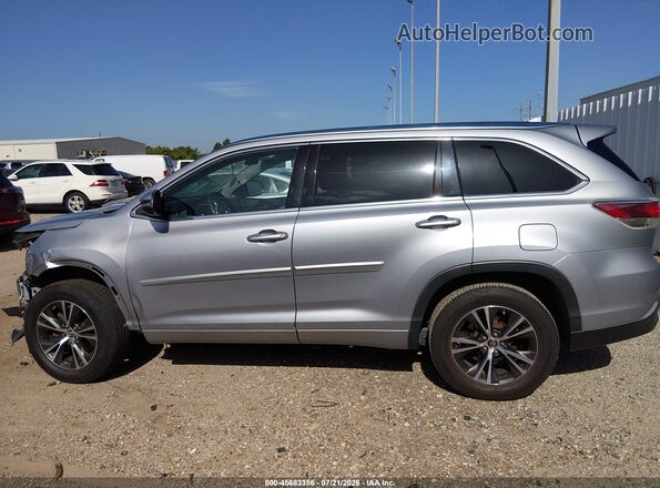 5TDKKRFH8GS505165 2016 TOYOTA HIGHLANDER Silver 
