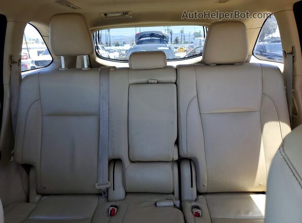 5TDKKRFH9GS507216 2016 TOYOTA HIGHLANDER Черный Вид задних сидений