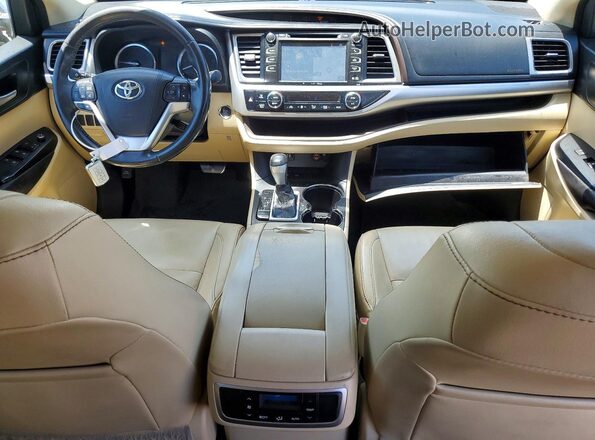 5TDKKRFH9GS507216 2016 TOYOTA HIGHLANDER Черный Вид панели приборов