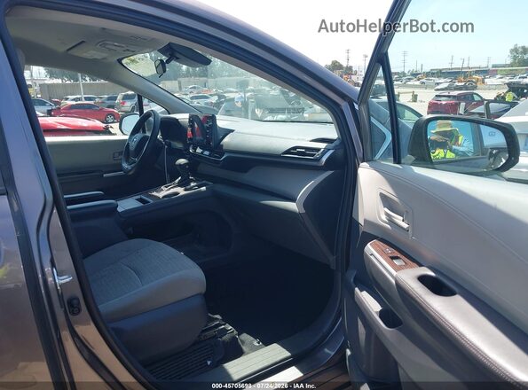 5TDKRKEC1MS011508 2021 TOYOTA SIENNA Gray Vista interior delantera