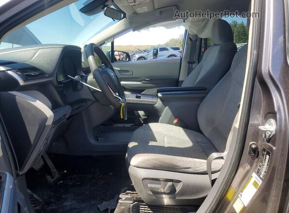 5TDKRKEC2MS015129 2021 TOYOTA SIENNA Серый Вид салона спереди