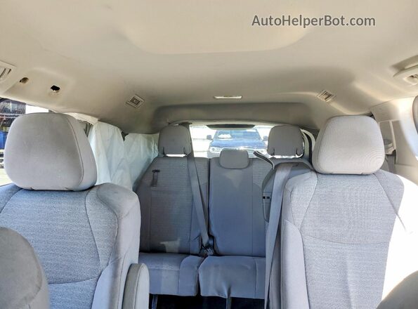 5TDKRKEC2MS015129 2021 TOYOTA SIENNA Серый Вид задних сидений