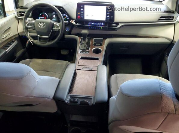5TDKRKEC2MS043352 2021 TOYOTA SIENNA Черный Вид панели приборов