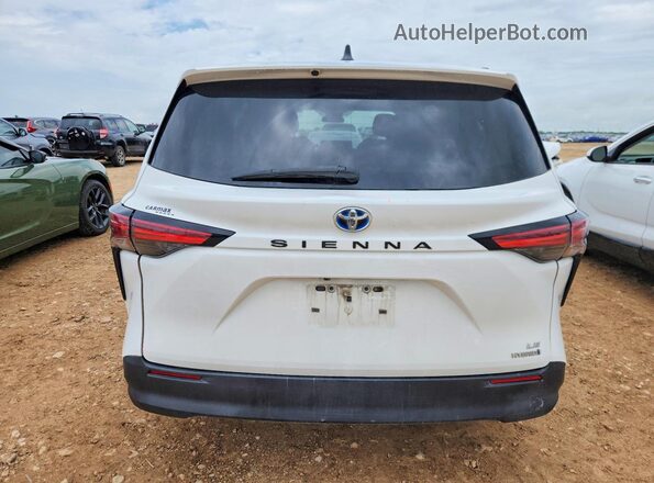 5TDKRKEC3MS030738 2021 TOYOTA SIENNA White Вид ззаду