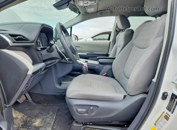 5TDKRKEC3MS030738 2021 TOYOTA SIENNA White Вид салону спереду