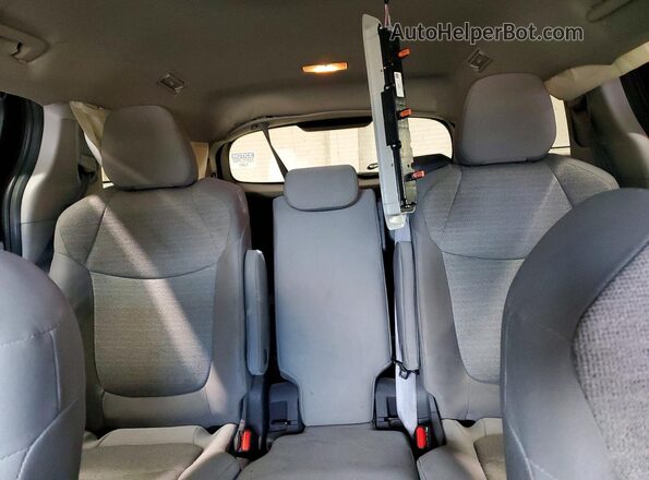 5TDKRKEC3MS036815 2021 TOYOTA SIENNA Gray Vista de los asientos traseros