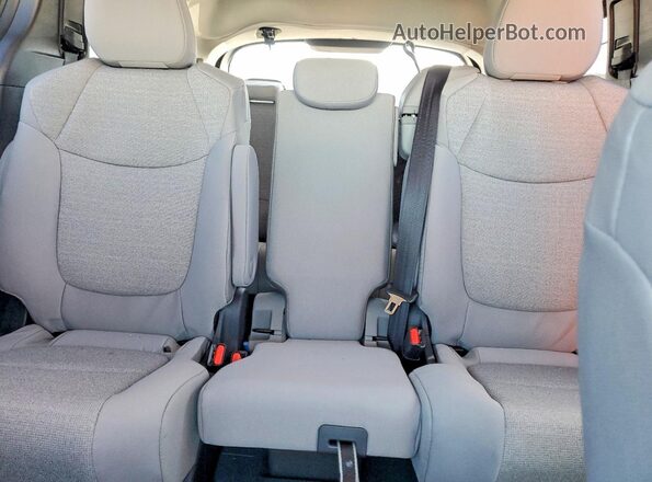 5TDKRKEC3TS312862 2026 TOYOTA SIENNA White Vista de los asientos traseros