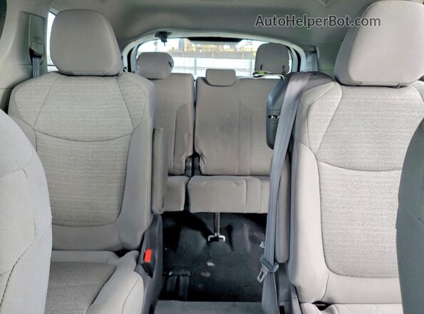 5TDKRKEC5MS027453 2021 TOYOTA SIENNA White Вид задніх сидінь