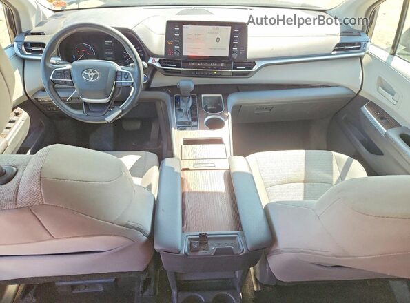 5TDKRKEC7MS048093 2021 TOYOTA SIENNA Black Вид панелі приладів