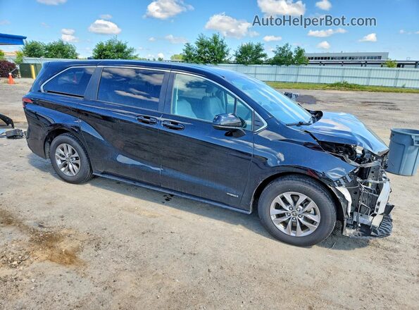 5TDKRKEC7MS048093 2021 TOYOTA SIENNA Black Передня права чверть