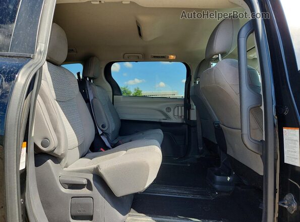 5TDKRKEC7MS048093 2021 TOYOTA SIENNA Black Вид задньої частини салону