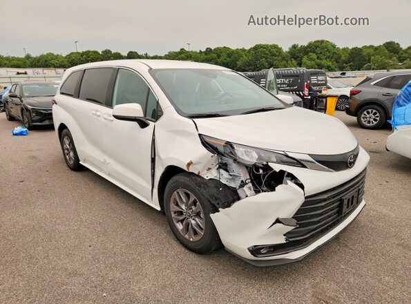 5TDKRKECXTS304645 2026 TOYOTA SIENNA Белый Передняя правая четверть