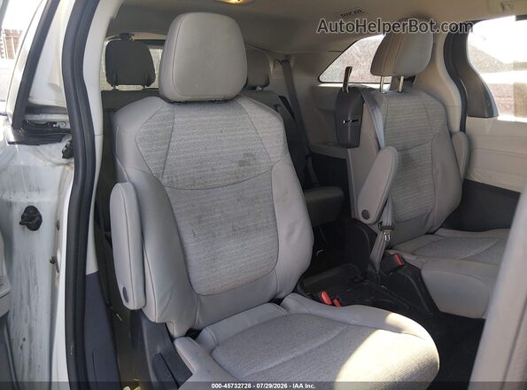 5TDKSKFC5PS074327 2023 TOYOTA SIENNA White Widok naklejki z numerem VIN